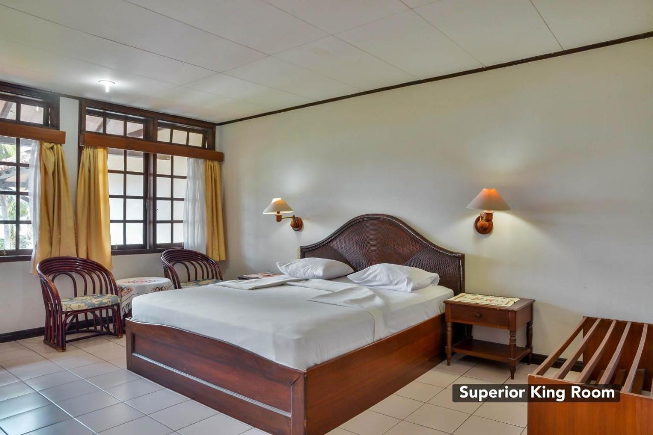 Silintong Hotel Ambarita Eksteriør bilde